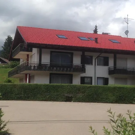 Wintertraum Im Allgau Alpine Und Deluxe Sonnenwinkel, 4 Sterne Klassifiziert, Wlan Gratis, Grosser Balkon Mit Bergsicht, Ruhig Und Doch Zentral Gelegen, Neu Renovierte Ferienwohnung Mit Separaten Schlafzimmer, Brotchenservice, Hunde Auf Anfrage, Park *