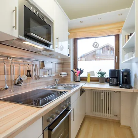Wintertraum Im Allgau Alpine Und Deluxe Sonnenwinkel, 4 Sterne Klassifiziert, Wlan Gratis, Grosser Balkon Mit Bergsicht, Ruhig Und Doch Zentral Gelegen, Neu Renovierte Ferienwohnung Mit Separaten Schlafzimmer, Brotchenservice, Hunde Auf Anfrage, Park Apartmán
